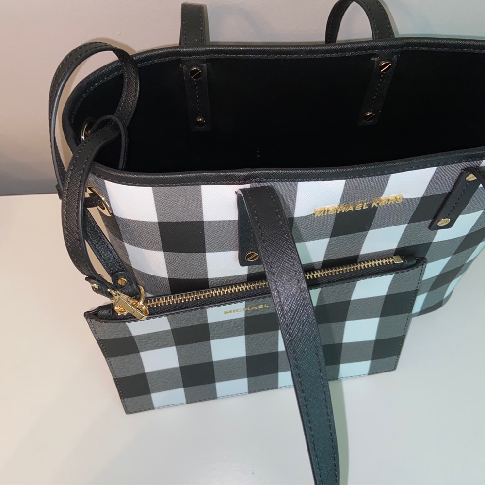 Michael Kors Bag - Picture 7 of 11